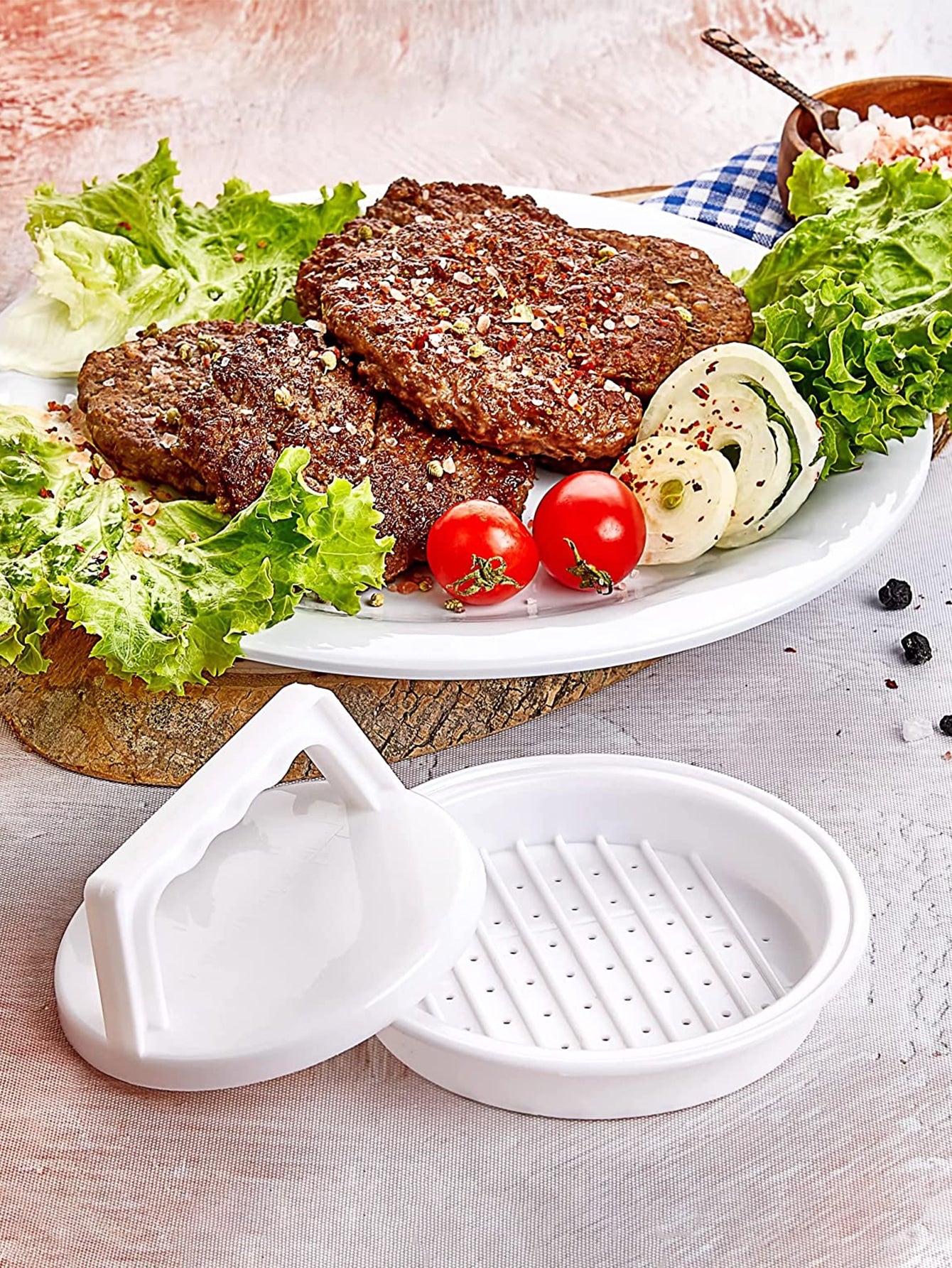 Easy-Release Burger Press Patty Maker – Perfectly Sized Hamburger Mold Rings for BBQ & Grill, Durable Polypropylene Kitchen Tool with Flip-Top Lid for Uniform Meat Patties, Practical Kitchenware, Easygrip Handle